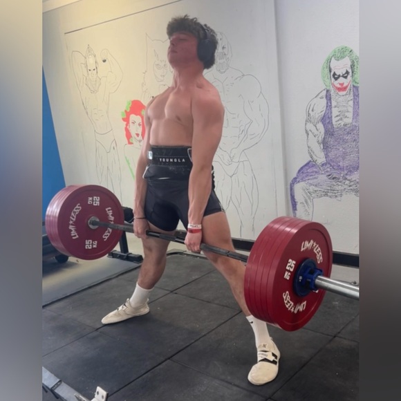 Meet your Posher - Picture 9 of 9